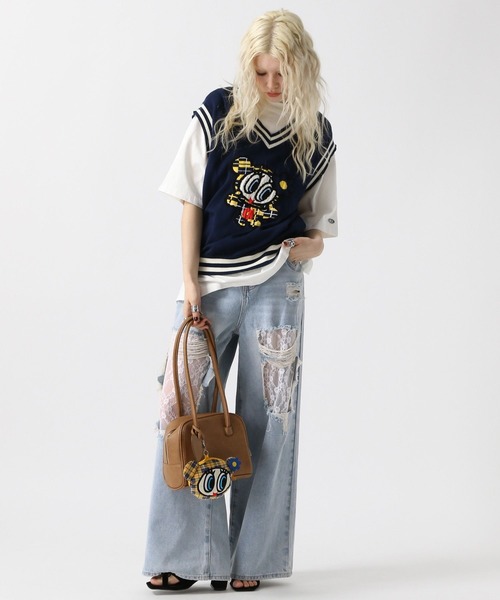 FOREVER 21（フォーエバー トゥエンティーワン）の「【2025SS】ダメージレースデニムパンツ（デニムパンツ・レディース・ブルー/ライトブルー/ブルー系その他・SMALL/MEDIUM/LARGE）」の12枚目の写真