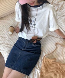 カラーコントラスト襟プリントTシャツ
