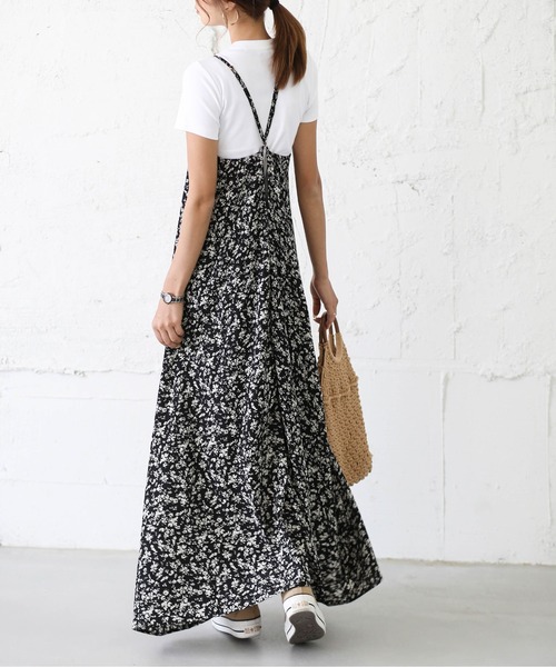 La-gemme（ラジェム）の「キャミソールマキシワンピース（ワンピース・レディース・グリーン系その他/ベージュ/グリーン/ベージュ系その他/ブラック系その他/ブラウン系その他/ブラック/ブラック系その他2/オリーブ/ライトブラウン/ベージュ系その他2/ネイビー・C/フリー）」の15枚目の写真