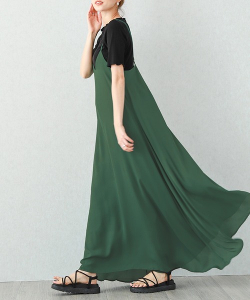 La-gemme（ラジェム）の「キャミソールマキシワンピース（ワンピース・レディース・グリーン系その他/ベージュ/グリーン/ベージュ系その他/ブラック系その他/ブラウン系その他/ブラック/ブラック系その他2/オリーブ/ライトブラウン/ベージュ系その他2/ネイビー・C/フリー）」の20枚目の写真