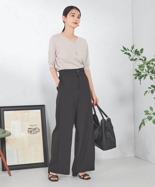 a.v.v(アーヴェヴェ)の「【接触冷感/UVカット/洗える】Vネックハーフスリーブ美ラクるサマーニット(ニット/セーター・レディース・ブラック/ホワイト/グレー系その他/ダークインディゴブルー/ピンク/ブルー・38/40/36/34/42)」の10枚目の写真