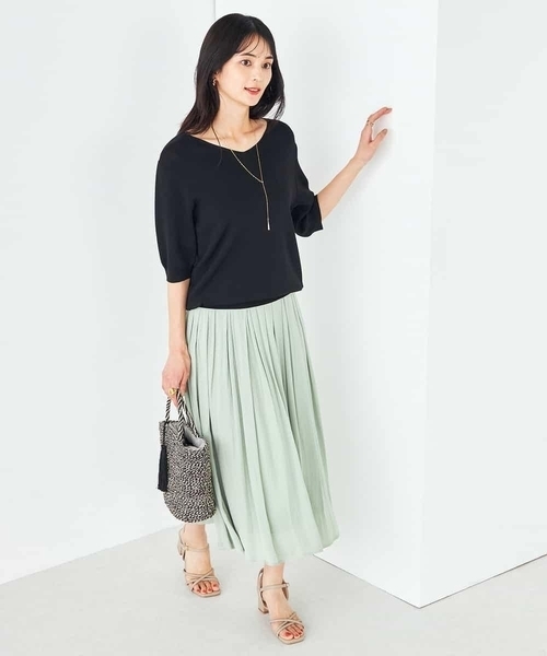 a.v.v(アーヴェヴェ)の「【接触冷感/UVカット/洗える】Vネックハーフスリーブ美ラクるサマーニット(ニット/セーター・レディース・ブラック/ホワイト/グレー系その他/ダークインディゴブルー/ピンク/ブルー・38/40/36/34/42)」の22枚目の写真