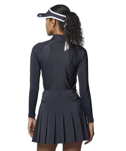 UNDER ARMOUR(アンダーアーマー)の「UAアイソチル コンプレッション ロングスリーブ モックネック シャツ(ゴルフ/レディース)(Tシャツ/カットソー・レディース・ブラック・S/M/L/XL)」の7枚目の写真