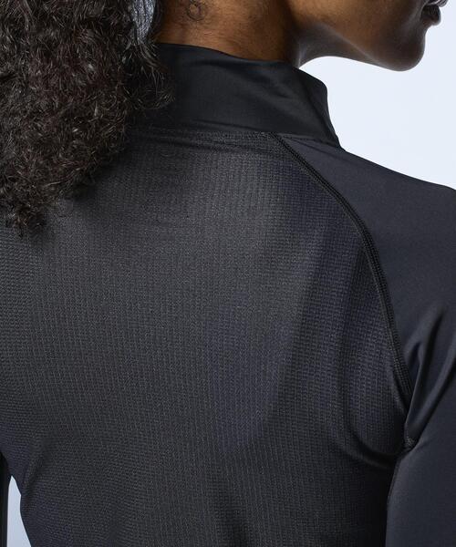 UNDER ARMOUR(アンダーアーマー)の「UAアイソチル コンプレッション ロングスリーブ モックネック シャツ(ゴルフ/レディース)(Tシャツ/カットソー・レディース・ブラック・S/M/L/XL)」の11枚目の写真