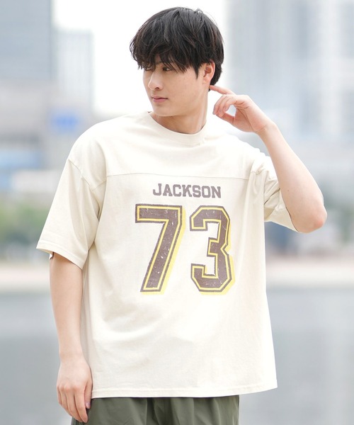ムラサキスポーツ(ムラサキスポーツ)の「【ムラサキスポーツ限定】DEAR LAUREL × JACSON MATISSE FOOTBALL TEE Tシャツ DL25S-JM05(Tシャツ/カットソー・メンズ・ブラウン/ネイビー/オフホワイト/チャコールグレー・M/L/XL)」の5枚目の写真
