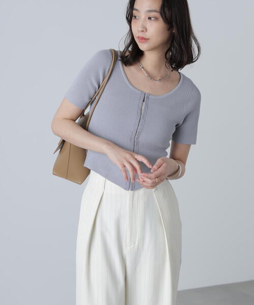 FREE'S MART（フリーズマート）の「◆フロントホックリブニット（ニット/セーター・レディース・グレー/ブラック/ホワイト・FREE）」の3枚目の写真