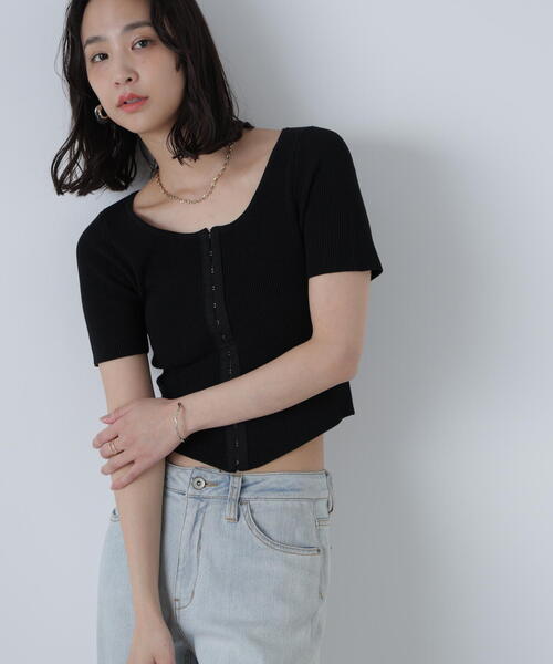 FREE'S MART（フリーズマート）の「◆フロントホックリブニット（ニット/セーター・レディース・グレー/ブラック/ホワイト・FREE）」の5枚目の写真