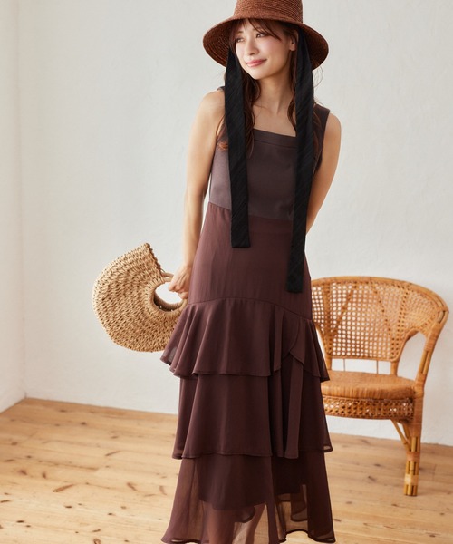 mysty woman(ミスティウーマン)の「楊柳ティアードワンピース 497425(ワンピース・レディース・アイボリー/ブラック/ブラウン・FREE)」の22枚目の写真