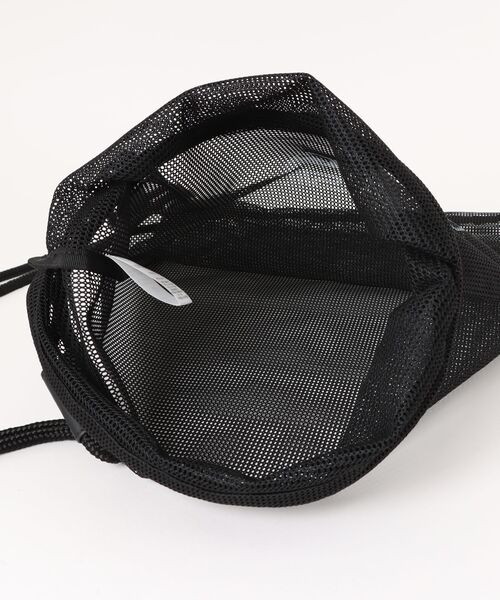 Quiksilver(クイックシルバー)の「EASY SUN SHOULDER/クイックシルバーメッシュナップサック(バックパック/リュック・メンズ・ブラック・FREE)」の7枚目の写真