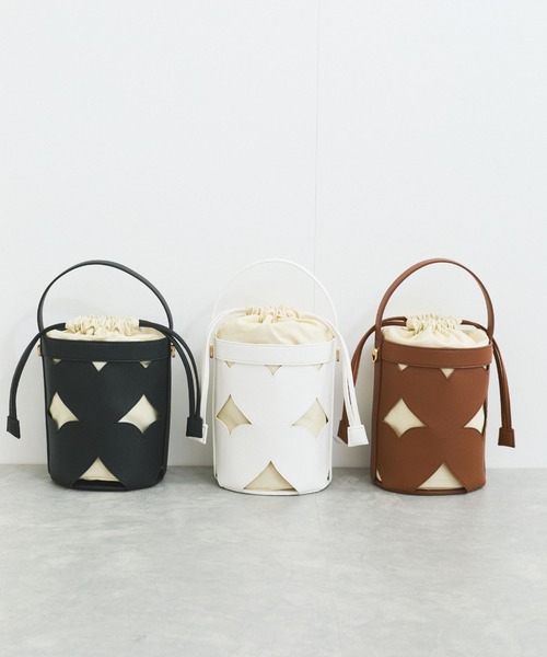 VIS（ビス）の「カットワーク2WAYバッグ（ハンドバッグ・レディース・ブラック/ホワイト系その他3/ブラウン系その他3・FREE）」の16枚目の写真