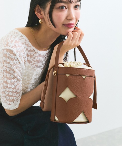 VIS（ビス）の「カットワーク2WAYバッグ（ハンドバッグ・レディース・ブラック/ホワイト系その他3/ブラウン系その他3・FREE）」の12枚目の写真