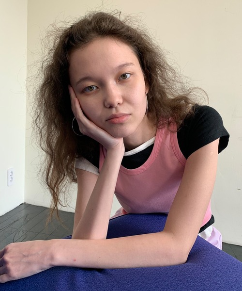 LONSLAN（ロンスラン）の「【LONSLAN】 アシンメトリー オフショルダーTシャツ LONW25s040（Tシャツ/カットソー・レディース・アイボリー/ブラック/グレー・M）」の14枚目の写真