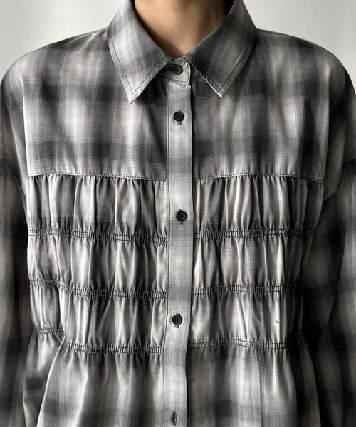 セール】立体感を纏う。シャーリングビスチェ風ロングカフスビッグ