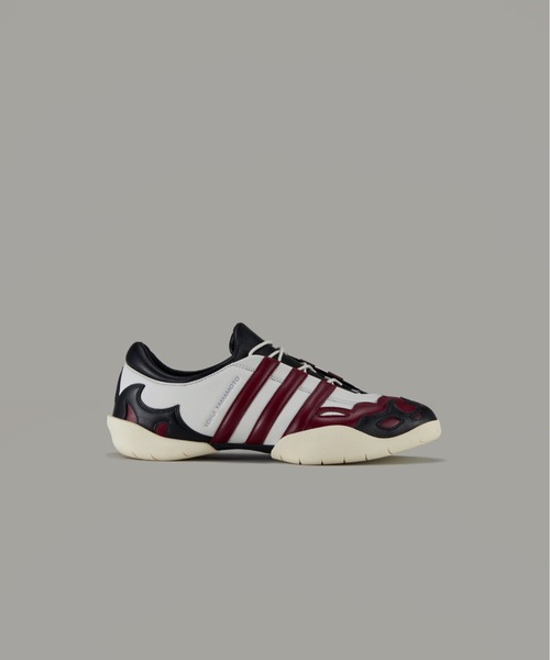 唯一無二の個性を纏う【Y-3】Regu スニーカー Y-3 Regu スニーカー | ホワイト | FARFETCH JP