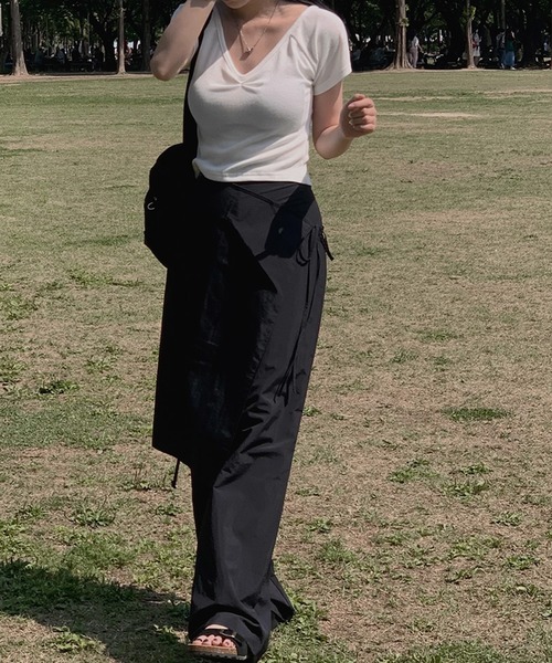 on:nue（オンニュ）の「【on:nue】[着用動画あり！/2色展開] ナイロンレイヤードラップパンツ（その他パンツ・レディース・ホワイト/ブラック・FREE）」の20枚目の写真