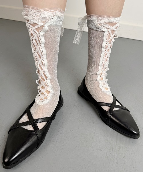 VIVID LADY(ビビッドレディー)の「レースアップ シアーラメ ハイソックス(ソックス/靴下・レディース・シルバー/ブラック/ライトブルー/グリーン/ピンク・FREE)」の5枚目の写真