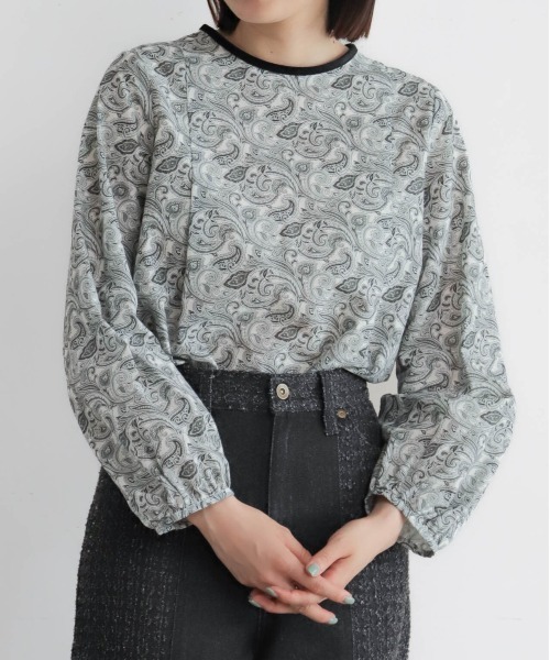 NOMBRE IMPAIR（ノンブルアンペール）の「ペイズリーPT　ベルベットパイピングBL（シャツ/ブラウス・レディース・ホワイト/ブルー・FREE）」の2枚目の写真