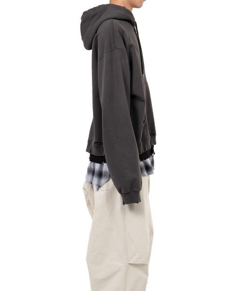 Maison MIHARA YASUHIRO（メゾンミハラヤスヒロ）の「Triple Layered Half-zip Hoodie（スウェット・メンズ・グレー/ブラック・44/46/48）」の6枚目の写真