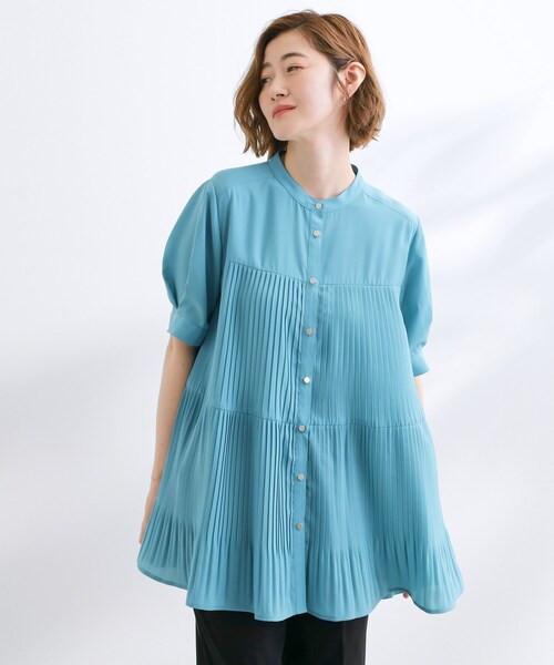 grove(グローブ)の「【体型カバー】ラフに着たい ティアードプリーツブラウス(シャツ/ブラウス・レディース・ブルー/アイボリー/ブラック・02/03/05/01/04)」の3枚目の写真