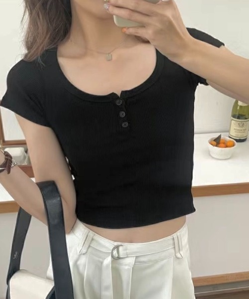 LADY LIKE(レディライク)の「ヘンリーネックコンパクト半袖Tシャツ(Tシャツ/カットソー・レディース・ブラック/グレー/モカ/ホワイト・M)」の9枚目の写真