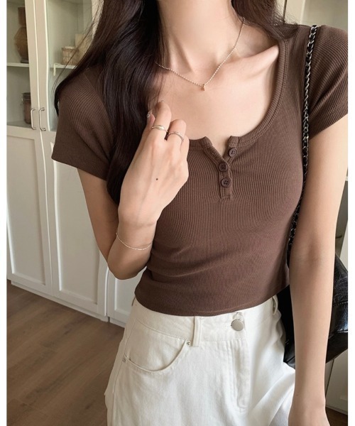LADY LIKE(レディライク)の「ヘンリーネックコンパクト半袖Tシャツ(Tシャツ/カットソー・レディース・ブラック/グレー/モカ/ホワイト・M)」の19枚目の写真