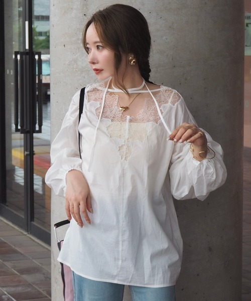 LAULEN(ローレン)の「back ribbon lace cotton blouse /バックリボンレース切替コットンブラウス(シャツ/ブラウス・レディース・ブラック/ホワイト・FREE)」の1枚目の写真