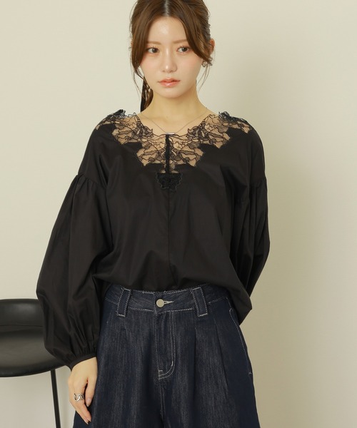 LAULEN(ローレン)の「back ribbon lace cotton blouse /バックリボンレース切替コットンブラウス(シャツ/ブラウス・レディース・ブラック/ホワイト・FREE)」の4枚目の写真