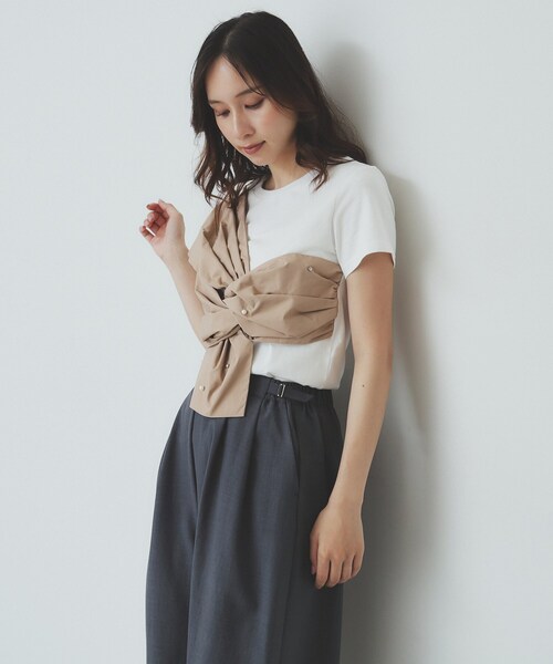 index(インデックス)の「パール調アシメドッキングTシャツ【洗える/接触冷感】(Tシャツ/カットソー・レディース・ホワイト系7/ベージュ系その他7/ブラック系4・38/36/42/40)」の4枚目の写真