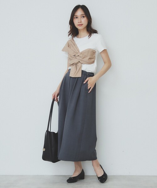 index(インデックス)の「パール調アシメドッキングTシャツ【洗える/接触冷感】(Tシャツ/カットソー・レディース・ホワイト系7/ベージュ系その他7/ブラック系4・38/36/42/40)」の5枚目の写真