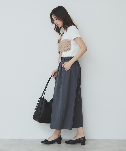 index(インデックス)の「パール調アシメドッキングTシャツ【洗える/接触冷感】(Tシャツ/カットソー・レディース・ホワイト系7/ベージュ系その他7/ブラック系4・38/36/42/40)」の6枚目の写真