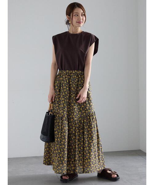 Te chichi(テチチ)の「シルケットノースリーブチュニック(Tシャツ/カットソー・レディース・ブラック/ブラウン/オフホワイト/ブルー・F)」の8枚目の写真