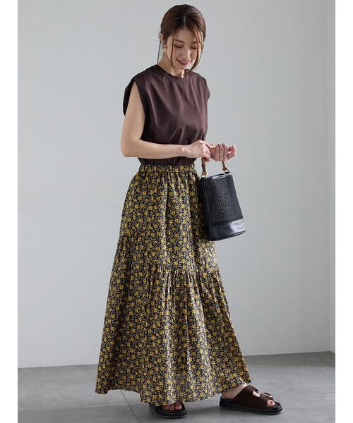 Te chichi(テチチ)の「シルケットノースリーブチュニック(Tシャツ/カットソー・レディース・ブラック/ブラウン/オフホワイト/ブルー・F)」の9枚目の写真