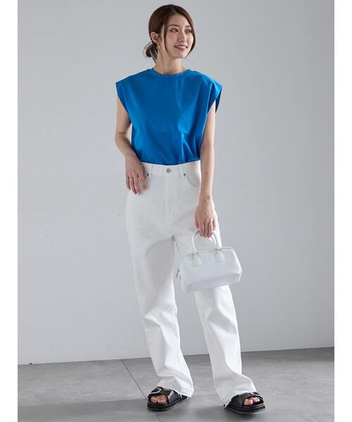 Te chichi(テチチ)の「シルケットノースリーブチュニック(Tシャツ/カットソー・レディース・ブラック/ブラウン/オフホワイト/ブルー・F)」の11枚目の写真