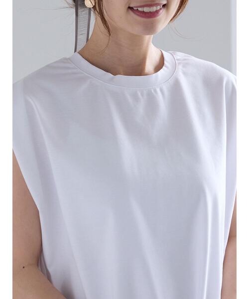 Te chichi(テチチ)の「シルケットノースリーブチュニック(Tシャツ/カットソー・レディース・ブラック/ブラウン/オフホワイト/ブルー・F)」の19枚目の写真