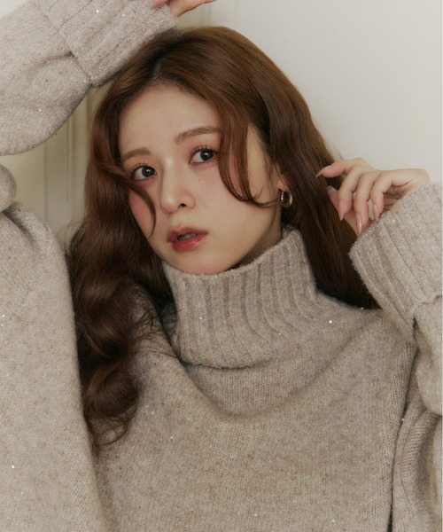 スパンコールタートルニット（ニット/セーター）｜Olu.（オルドット