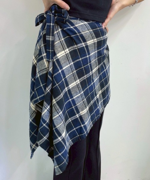 WEGO（ウィゴー）の「WEGO/チェックラップスカート（スカート・レディース・ブラック/レッド/ブラウン・FREE）」の2枚目の写真