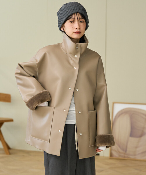 FREAK'S STORE(フリークスストア)の「ファーボア スタンドコート/レザレット 裏ボア 配色 コート/リバーシブルファーコート(その他アウター・レディース・ブラウン/ライトグレー/オフホワイト・フリ-)」の14枚目の写真
