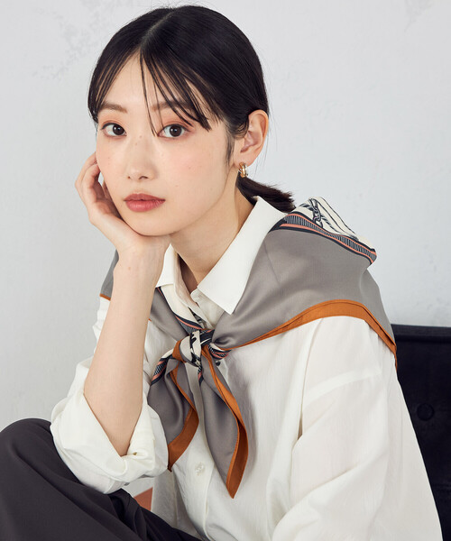 COMME CA ISM（コムサイズム）の「【リバーシブル】タッセル大判スカーフ（ストール/ショール・レディース・キャメル/グリーン系・FREE）」の12枚目の写真