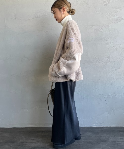 TATRAS（タトラス）の「[TATRAS/タトラス] ANNABELLA ボアフリース ノーカラーブルゾン（ブルゾン・レディース・ライトグレー/ブラック・2/1）」の19枚目の写真