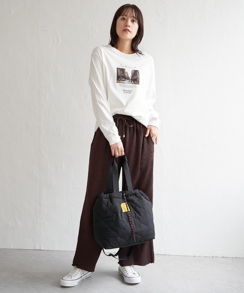 ikka（イッカ）の「【親子コーデ】ロゴフォトプリントスウェットＴ（Tシャツ/カットソー・レディース・オフホワイト/チャコールグレー/ホワイト・M/L/S）」の9枚目の写真