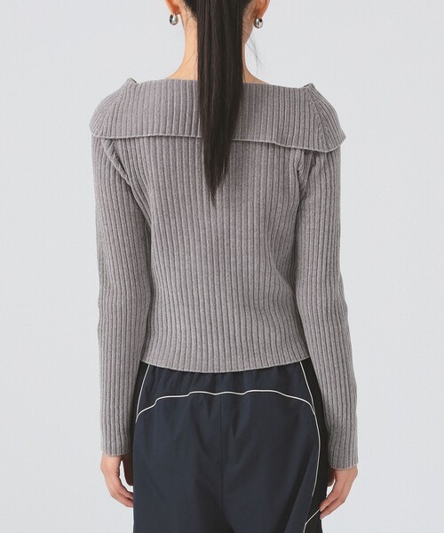 Ray BEAMS（レイビームス）の「モール ハーフジップ ビッグカラー ニット（ニット/セーター・レディース・オフホワイト/シルバー/ライトブルー・ONE SIZE）」の9枚目の写真