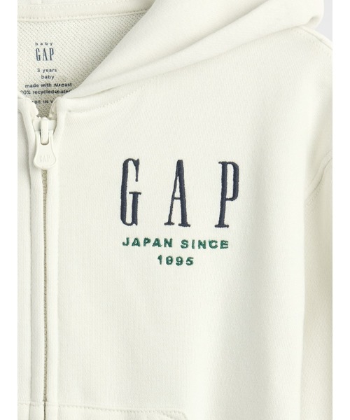 GAP(ギャップ)の「30th アニバーサリー ヴィンテージソフト GAPロゴ ジップアップパーカー (幼児・ベビー)(パーカー・キッズ・ライトグレー/ネイビー/オフホワイト・105cm/110cm/70cm/80cm/90cm/95cm/100cm)」の4枚目の写真