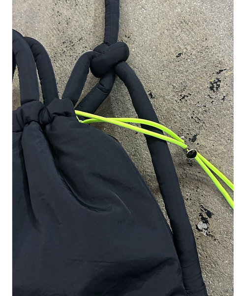 cheek（BAG）（チーク）の「【cheek】puff kinchaku 2WAY tote 巾着 ナイロン ショルダーバッグ（ショルダーバッグ・レディース・パープル/ブラック/グレー/カーキ・フリー）」の16枚目の写真