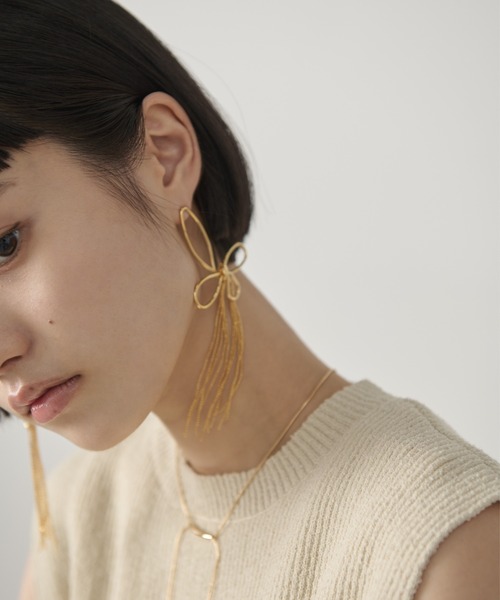 AIC.（エーアイシー）の「フラワーチェーンフリンジピアス（ピアス（両耳用）・レディース・ゴールド/シルバー・FREE）」の16枚目の写真