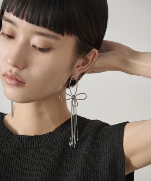 AIC.（エーアイシー）の「フラワーチェーンフリンジピアス（ピアス（両耳用）・レディース・ゴールド/シルバー・FREE）」の8枚目の写真