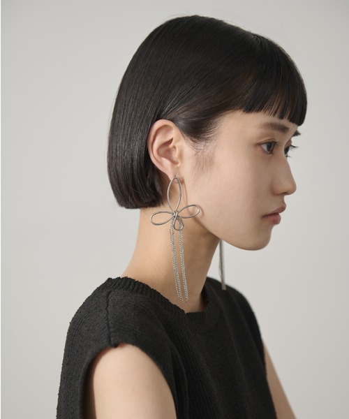 AIC.（エーアイシー）の「フラワーチェーンフリンジピアス（ピアス（両耳用）・レディース・ゴールド/シルバー・FREE）」の10枚目の写真