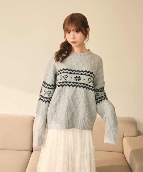 TITTY&CO.（ティティーアンドコー）の「ノルディックリボンニット（ニット/セーター・レディース・ネイビー/ホワイト/グレー/ライトブルー/ベージュ・FREE）」の4枚目の写真