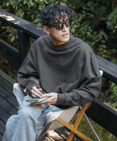 Firsthand(ファーストハンド)の「Firsthand/ファーストハンド 配色 リラックスフィット クルーネックスウェット / ダブルフェイス(スウェット・メンズ・グレー/チャコールグレー/ブラック・M/L)」の11枚目の写真