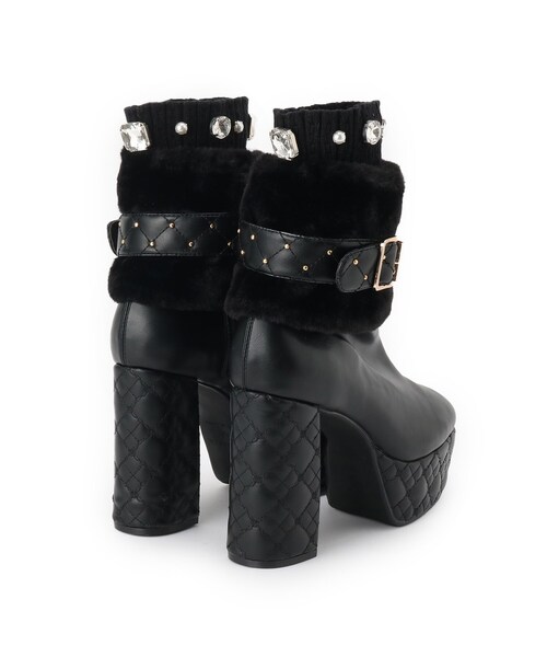 ESPERANZA(エスペランサ)の「【ラク盛り/ショートブーツ】リピーター続出/脚長美脚 1足で8パターン楽しめる!マルチWAYショートブーツ(ブーツ・レディース・アイボリー/ブラック・S/M/L/LL)」の20枚目の写真