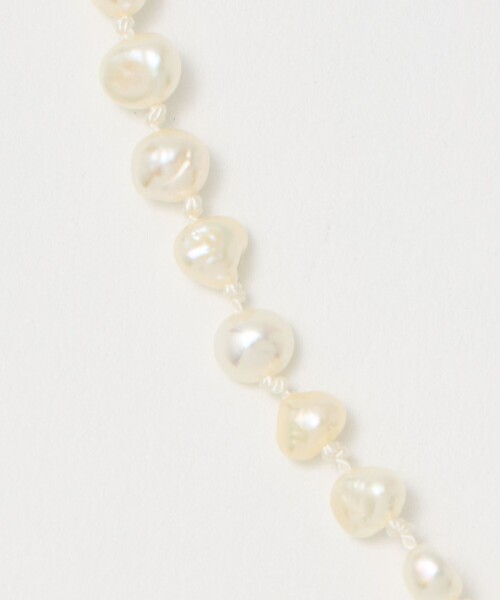 Causerie(コズリ)の「<Causerie>淡水パール ショートネックレス(ネックレス・レディース・オフホワイト・FREE)」の4枚目の写真